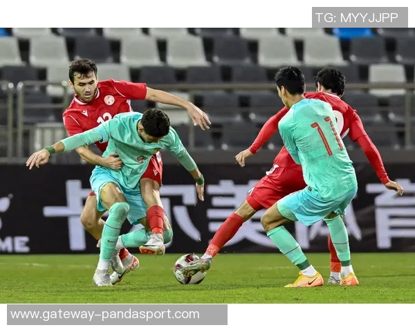 杜劲松在足球领域的崛起与成就探讨及其对中国足球的影响分析